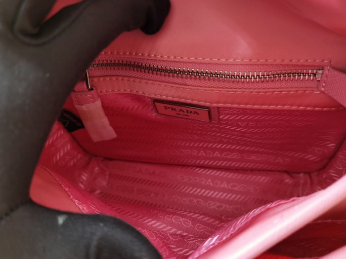 Prada BAG25