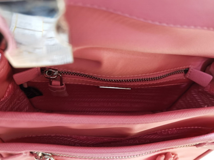 Prada BAG25