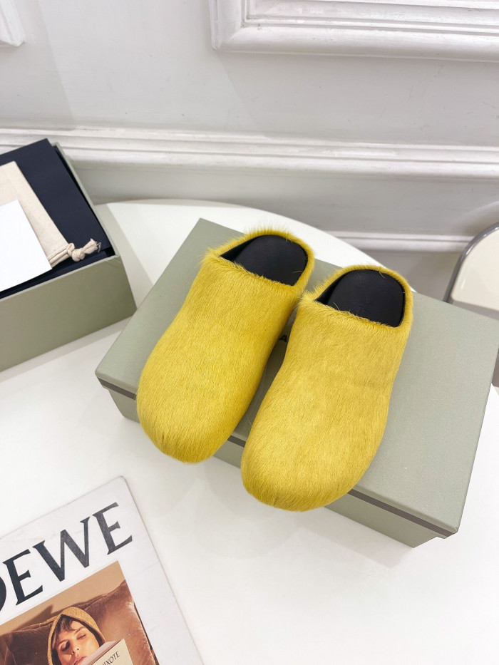 Marni Fussbett Sabot 3