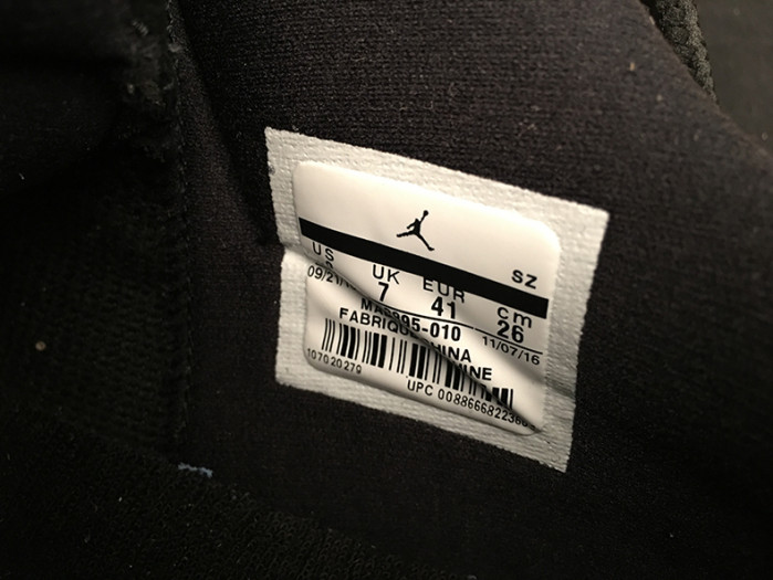 AIR JORDAN 11 RETRO LOW BG  "BARON"  528895-010