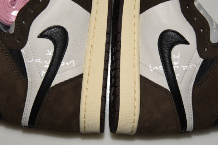 Travis Scott Air Jordan 1 CD4487-100