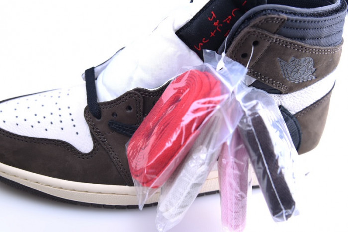 Travis Scott Air Jordan 1 CD4487-100