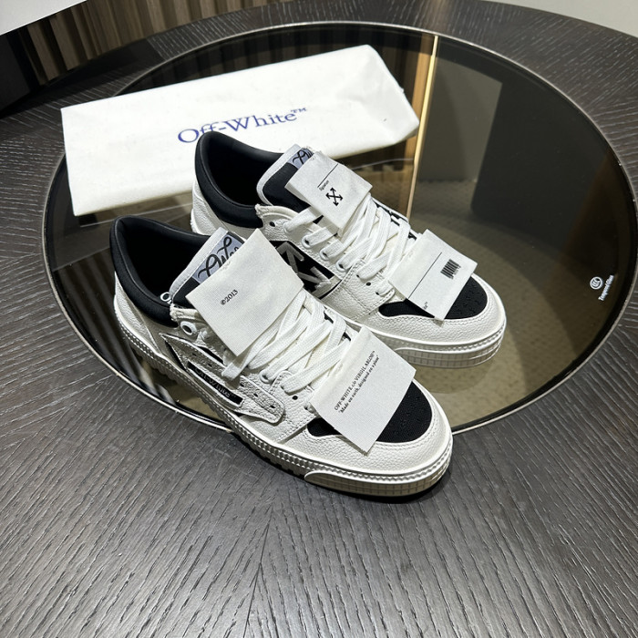 OFW  Sneakers  OFF000004