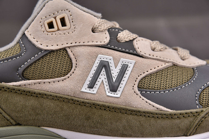 NEW BALANCE 992 NB000007