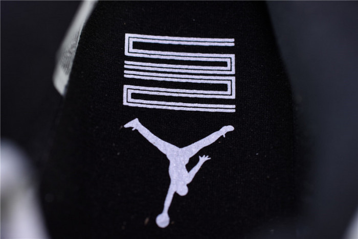 Air Jordan 11 Low Legend Blue AV2187-117