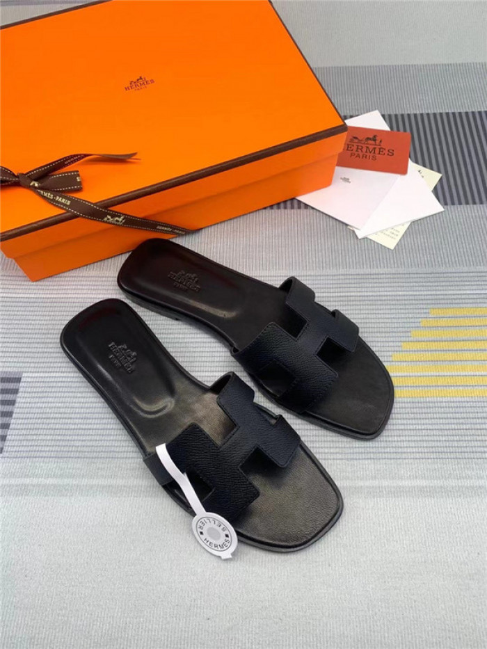 Herme* Sandal37