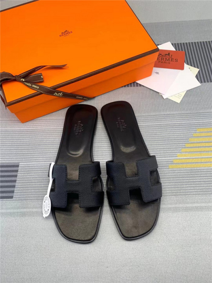 Herme* Sandal37