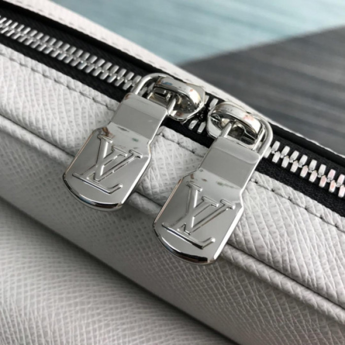 L&V BAG44