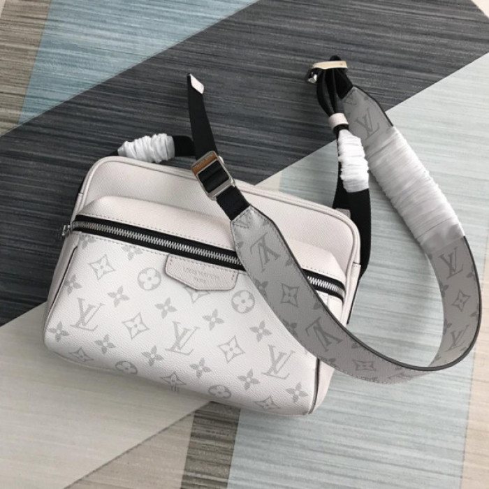 L&V BAG44