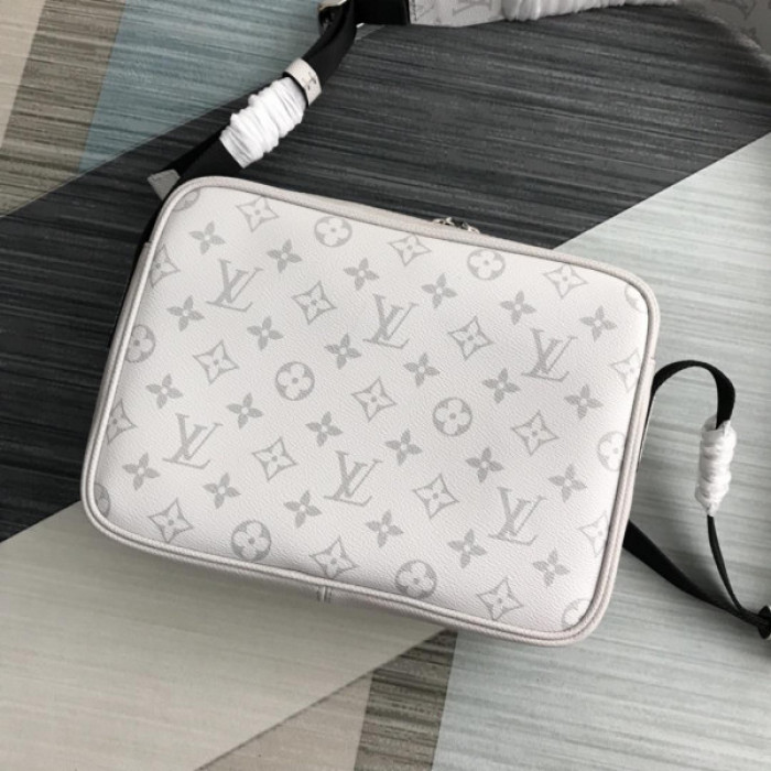 L&V BAG44