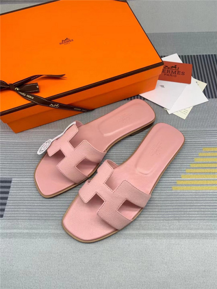 Herme* Sandal28
