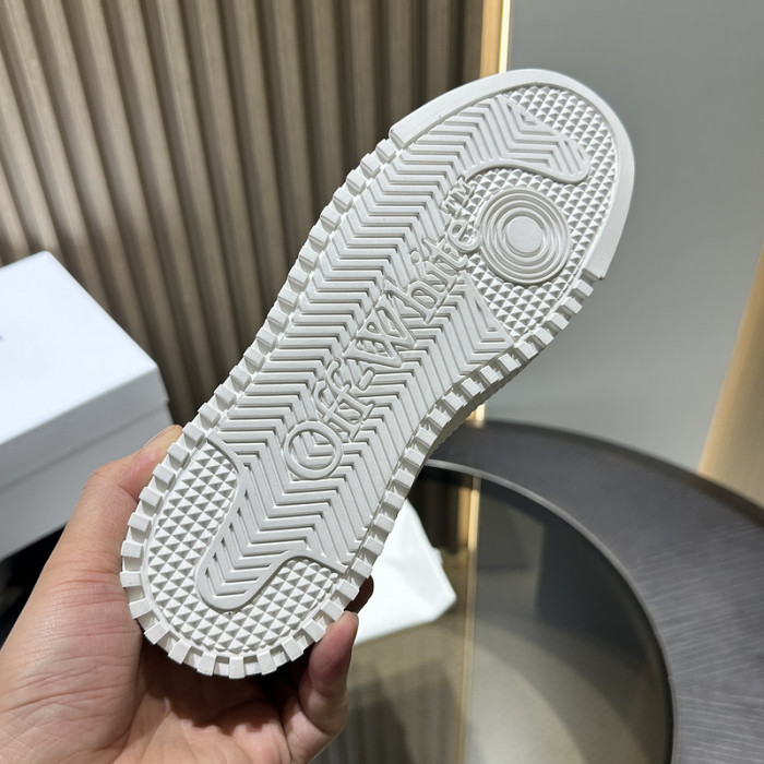 OFW  Sneakers  OFF000003