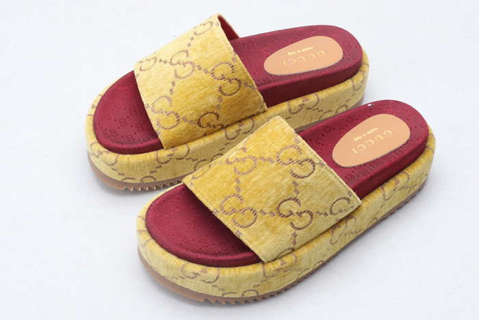 Gucc* Sandal69