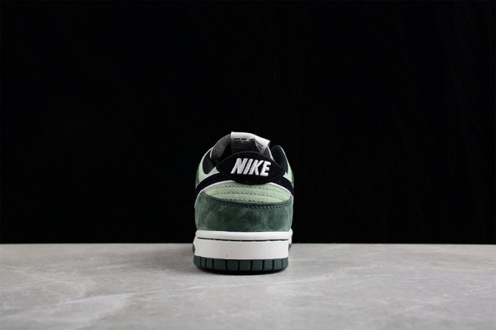 Otomo Katsuhiro x Nk SB Dunk Low "Steamboy OST" LF0068-001