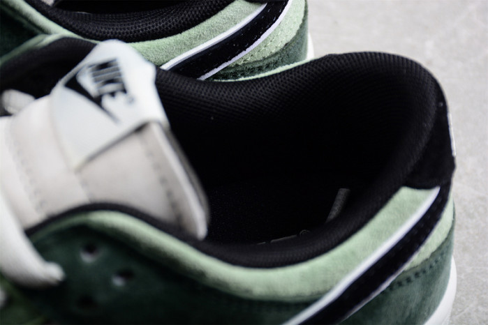 Otomo Katsuhiro x Nk SB Dunk Low "Steamboy OST" LF0068-001