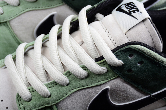 Otomo Katsuhiro x Nk SB Dunk Low "Steamboy OST" LF0068-001