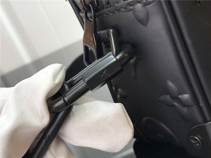 L&V BAG16