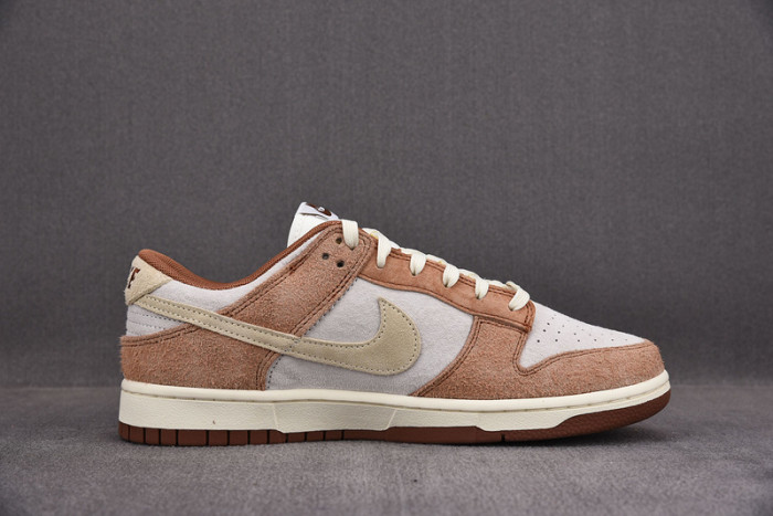 Nike SB Dunk Low Medium Curry DD1390-100