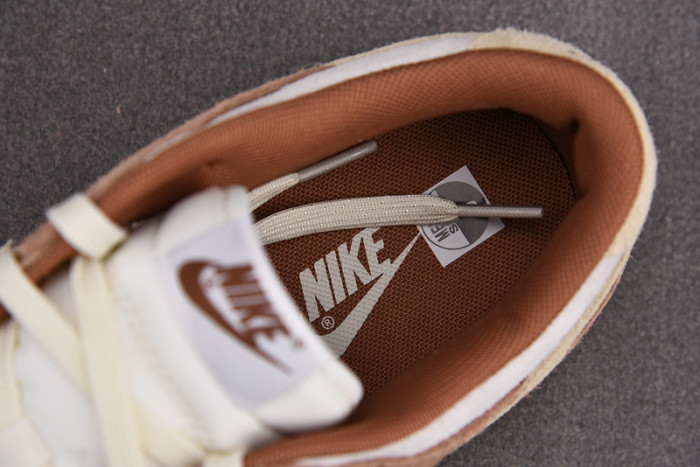 Nike SB Dunk Low Medium Curry DD1390-100