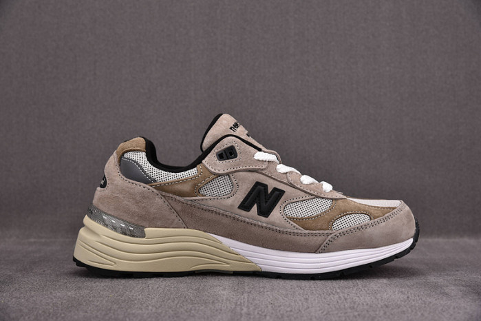 NEW BALANCE 992 NB000005