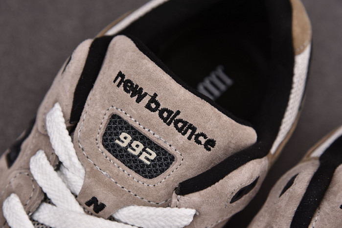 NEW BALANCE 992 NB000005