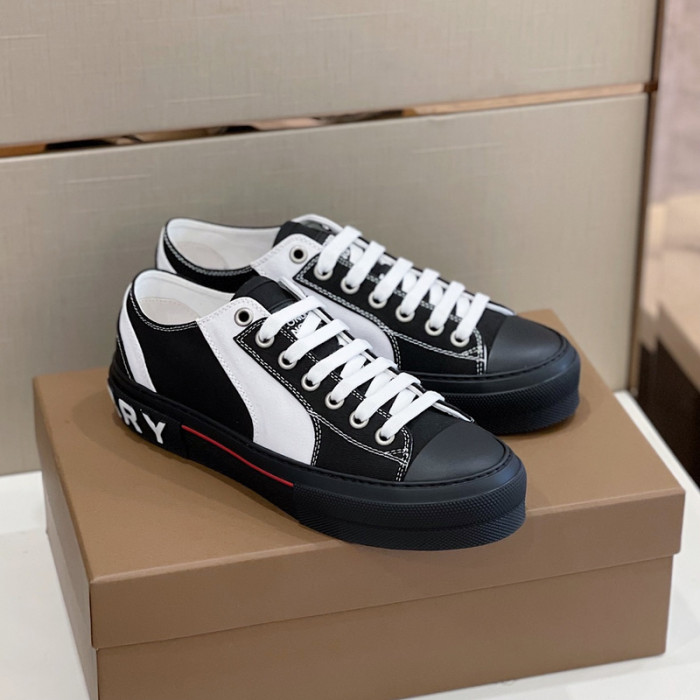 Burber*y sneakers B000016
