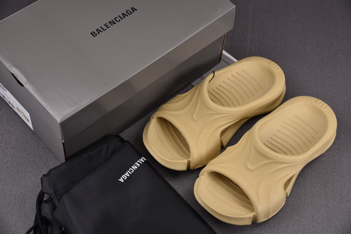Balenciag* Sandal19