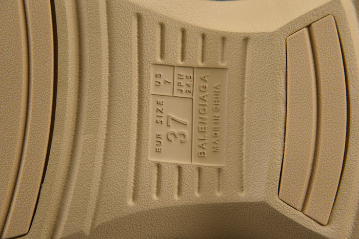 Balenciag* Sandal19