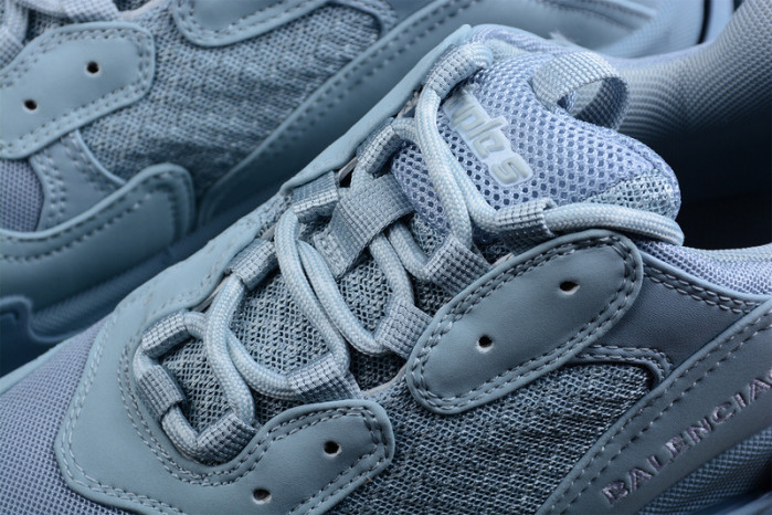TRIPLES TRAINER SNEAKERS 2000046