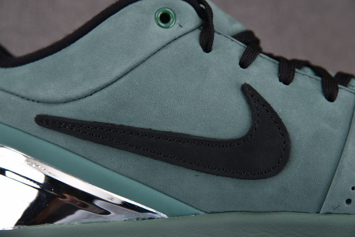 Nike Kobe 4 Protro “Girl Dad” FQ3545-300