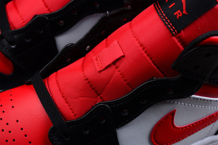 air Jordan 1 Mid White Black Red 554724-079