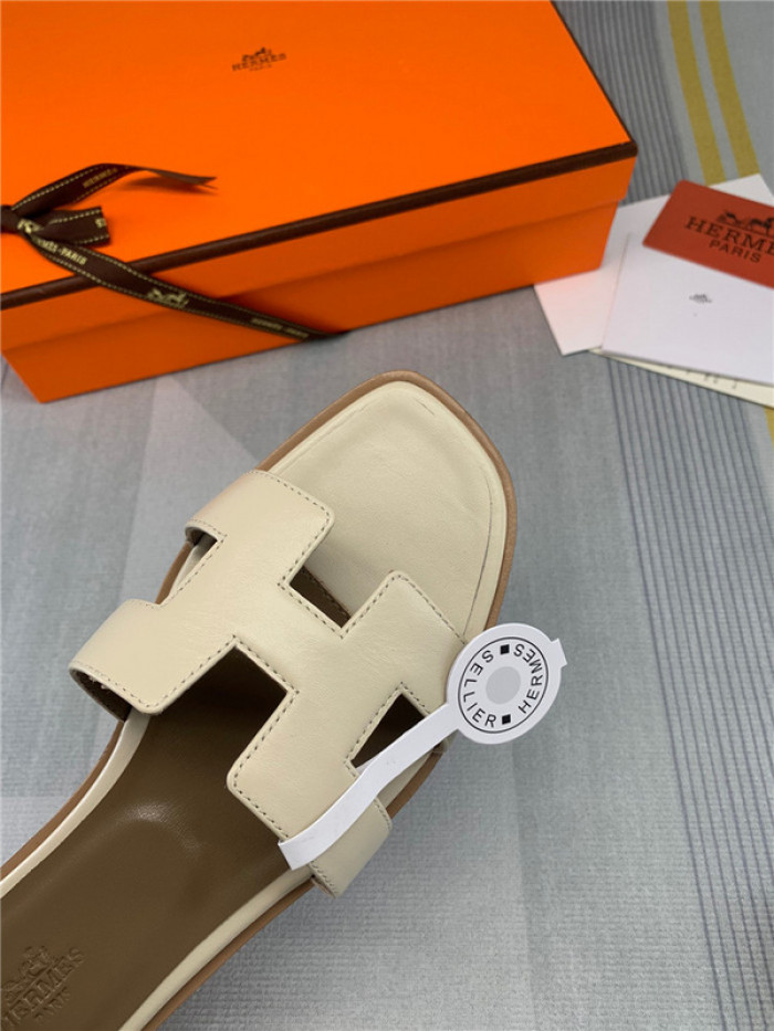 Herme* Sandal42