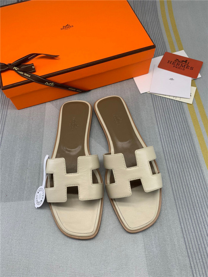 Herme* Sandal42