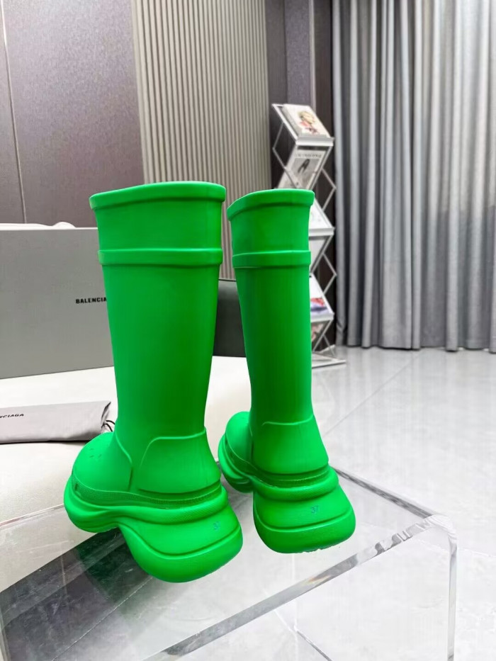 BALENCIAG*  CROCS BOOT  5000102