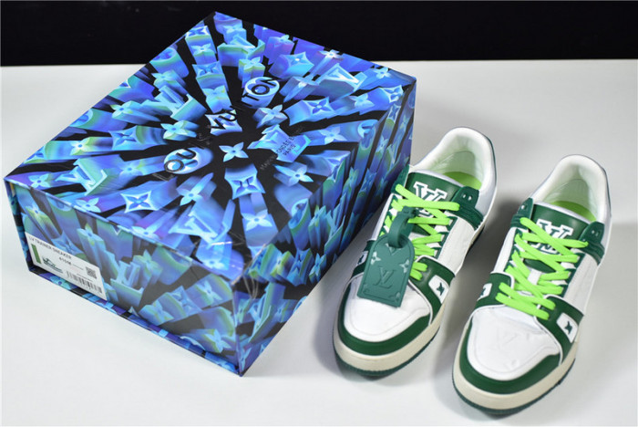 LV snekaers L000008