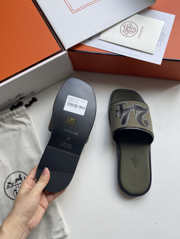 Herme* Sandal72