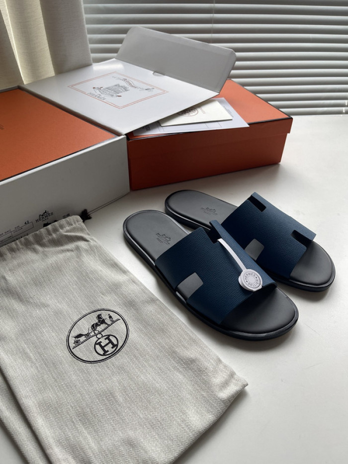Herme* Sandal76