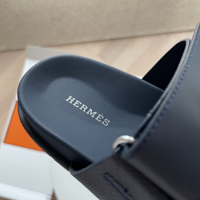 Herme* Sandal17