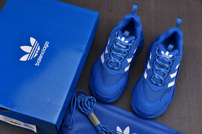TRIPLES TRAINER SNEAKERS 2000051