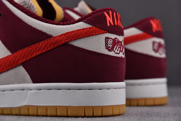 Nike SB Dunk Low Skate Like a Girl DX4589-600