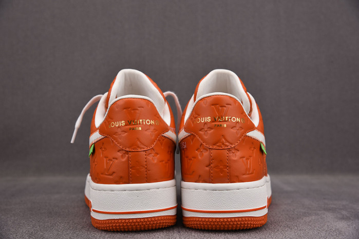 NIKE LOW AIR FORCE 1 X  ORANGE