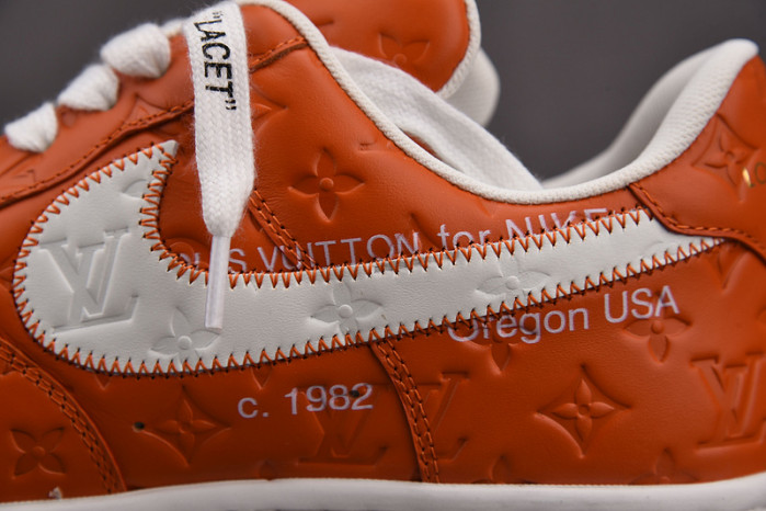 NIKE LOW AIR FORCE 1 X  ORANGE