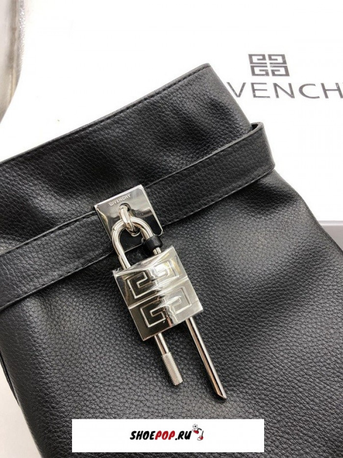 GIVENCHY Shark Lock boots GC000001