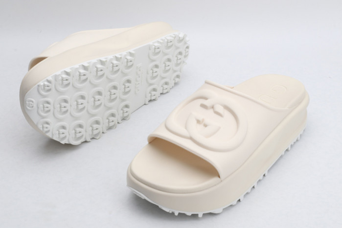 Gucc* Sandal104