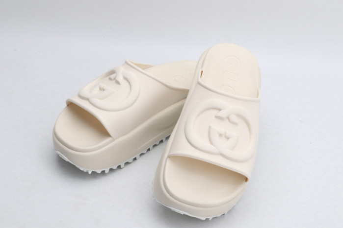 Gucc* Sandal104