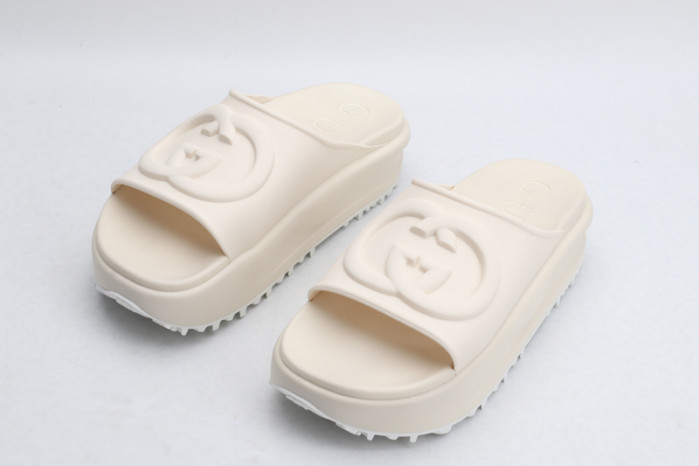 Gucc* Sandal104