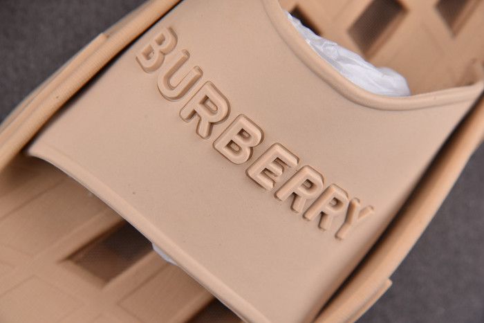 BURBER*Y Sandal6