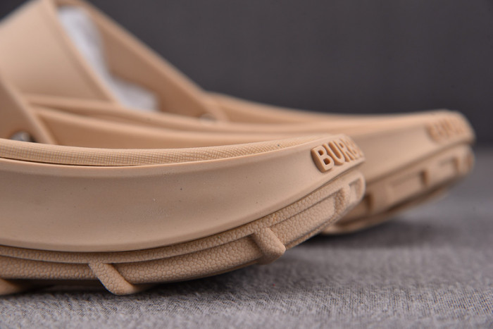 BURBER*Y Sandal6