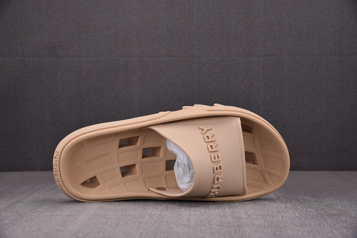 BURBER*Y Sandal6