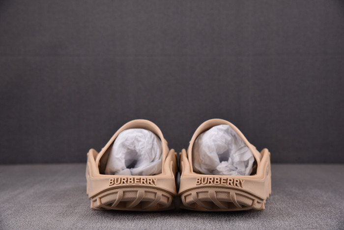 BURBER*Y Sandal6